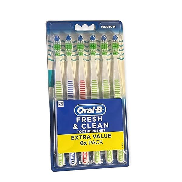 Oral-B Fresh & Clean Medium Toothbrushes - 6 Count for Ultimate Oral Care