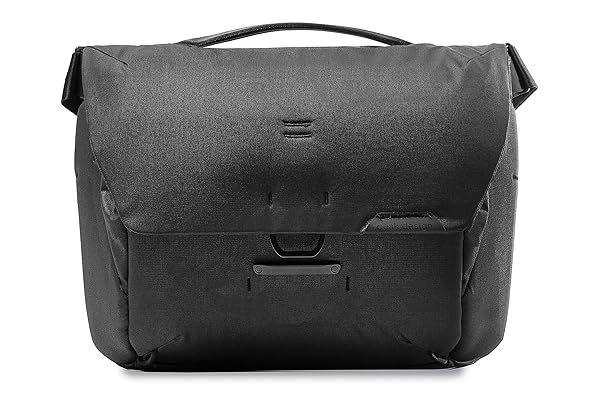 Peak Design Everyday Messenger V2 13L Black: Ultimate Travel & Photo Bag with Laptop Sleeve