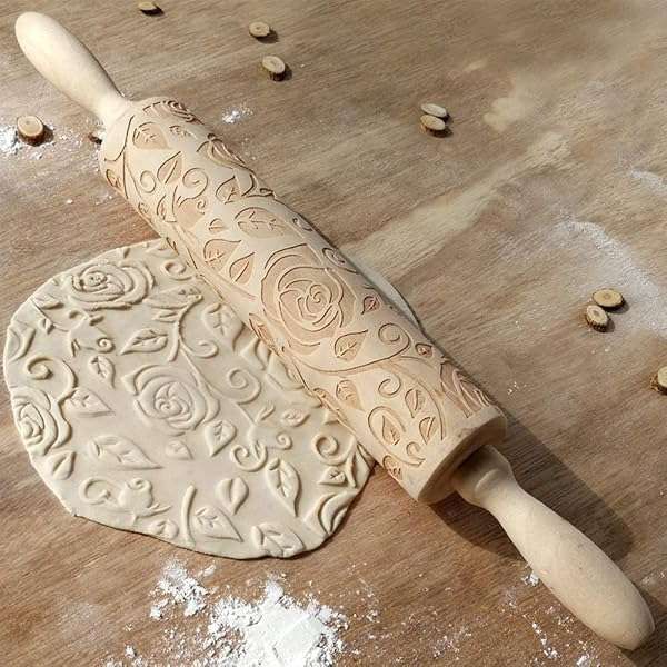 Rose Flower Engraved Wooden Rolling Pin for Valentine's Day Cookies & Cakes - Perfect Baking Tool