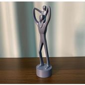 Artgenius Abstract Art Shelf Decor Father and Child Statue Love Family Sculpture Father Lifting Son for Home and Office Decoration